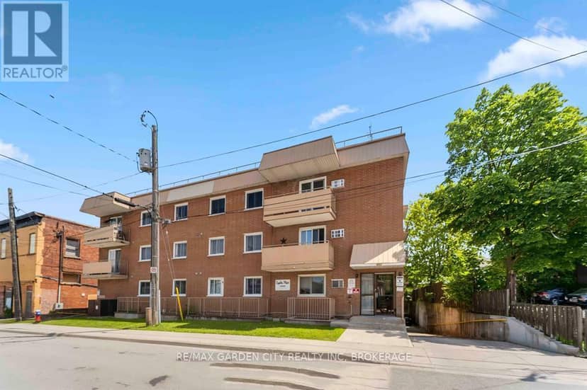 202 - 4692 Crysler Avenue, Niagara Falls, photo 3