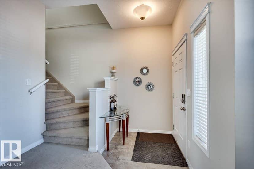 #111 50 Lucky PL, Sylvan Lake, photo 5