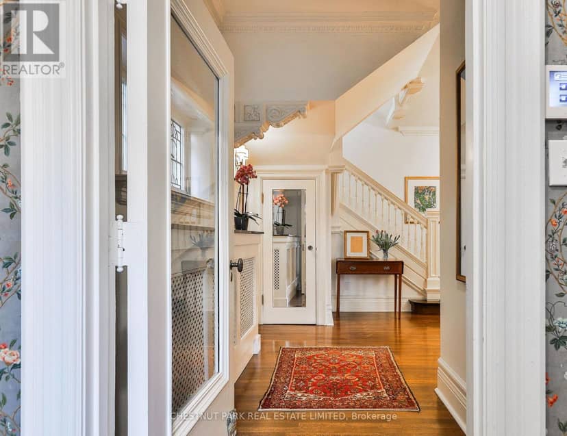 17 Elm Avenue — photo 2 of 40