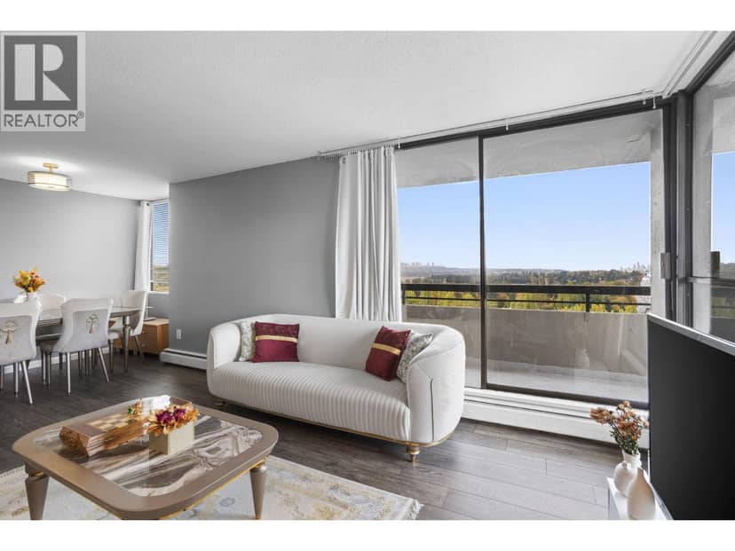 1605 3737 BARTLETT COURT, Burnaby, photo 6