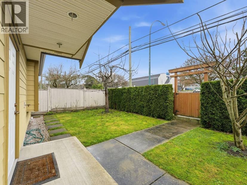 1115 BOUNDARY ROAD, Vancouver, photo 3