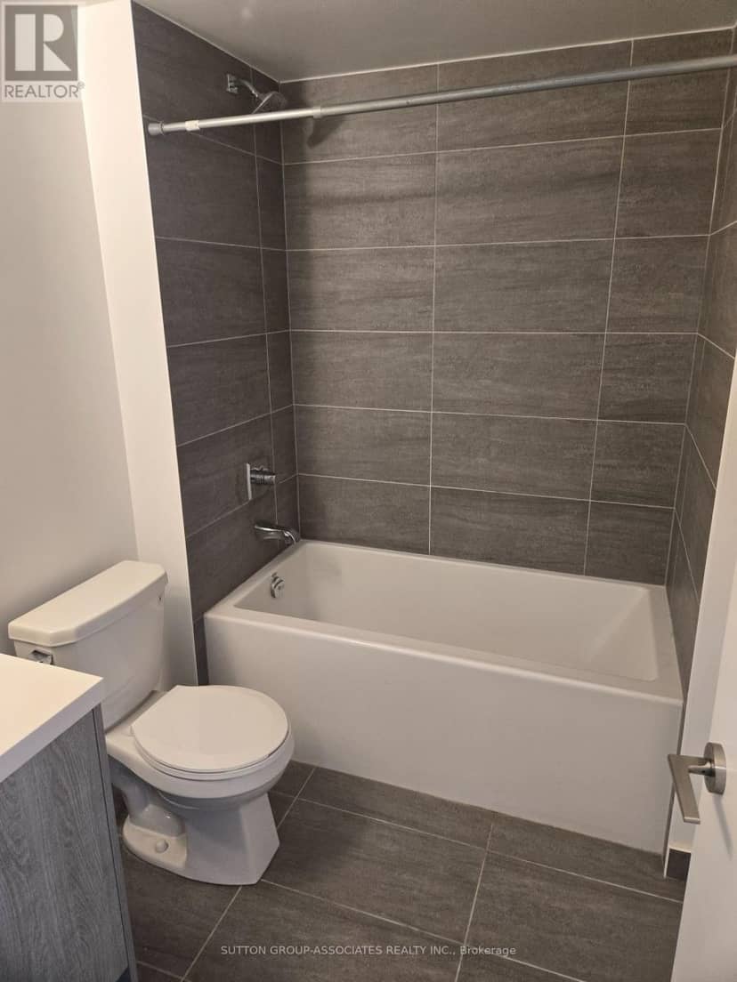 3001 - 77 Mutual Street — photo 10 of 12