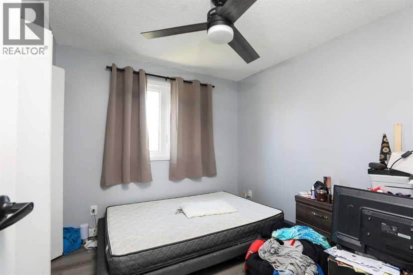 97 Laval Court W — photo 23 of 39