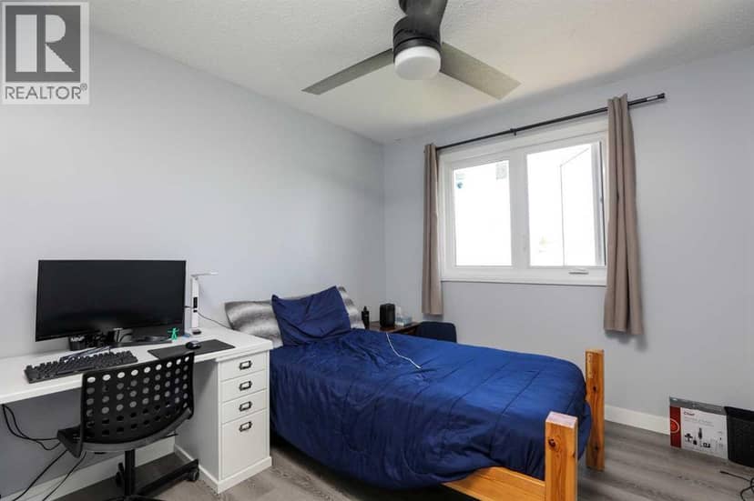 97 Laval Court W — photo 21 of 39