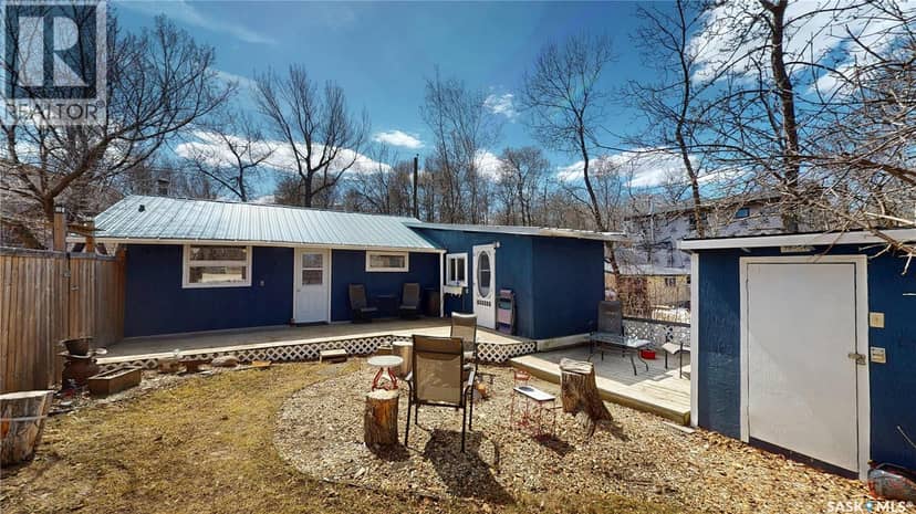 764 Ennis AVENUE — photo 1 of 36