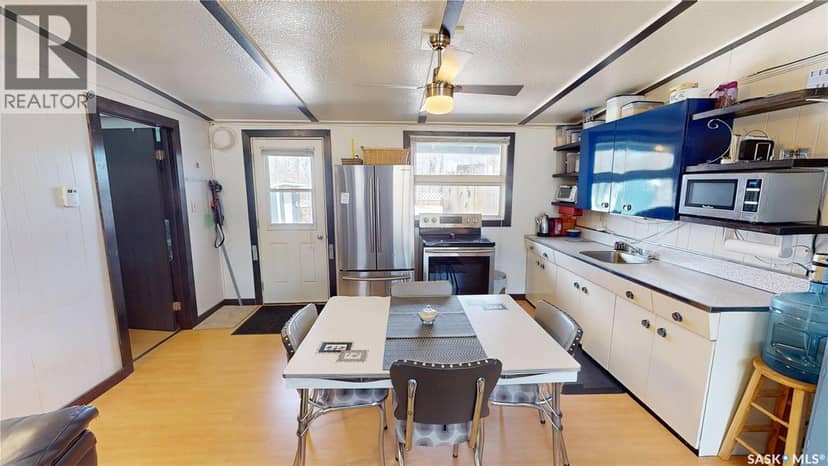 764 Ennis AVENUE — photo 7 of 36