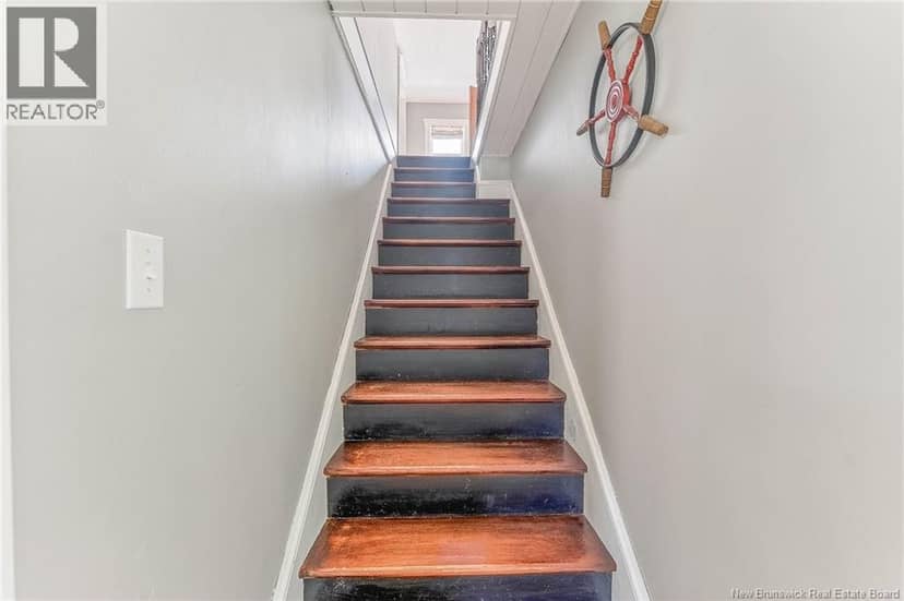 10 Stanley Oliver Road — photo 18 of 40