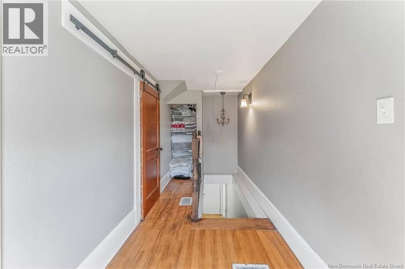 10 Stanley Oliver Road — photo 19 of 40