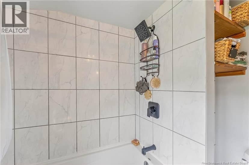 10 Stanley Oliver Road — photo 22 of 40