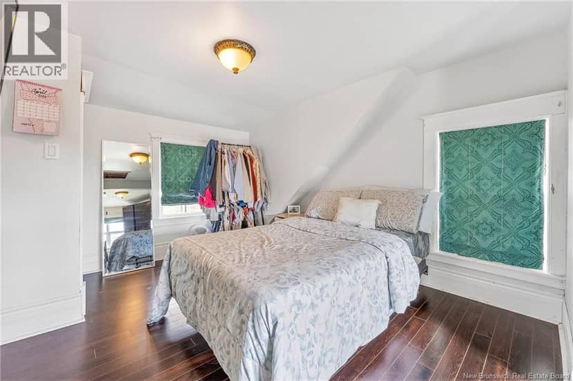 10 Stanley Oliver Road — photo 26 of 40