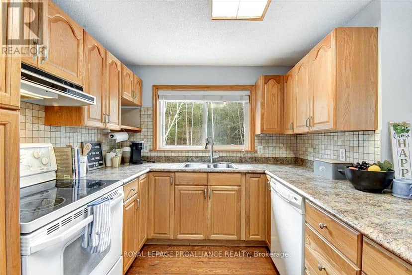 1407 Spooks Bay Lane — photo 9 of 40
