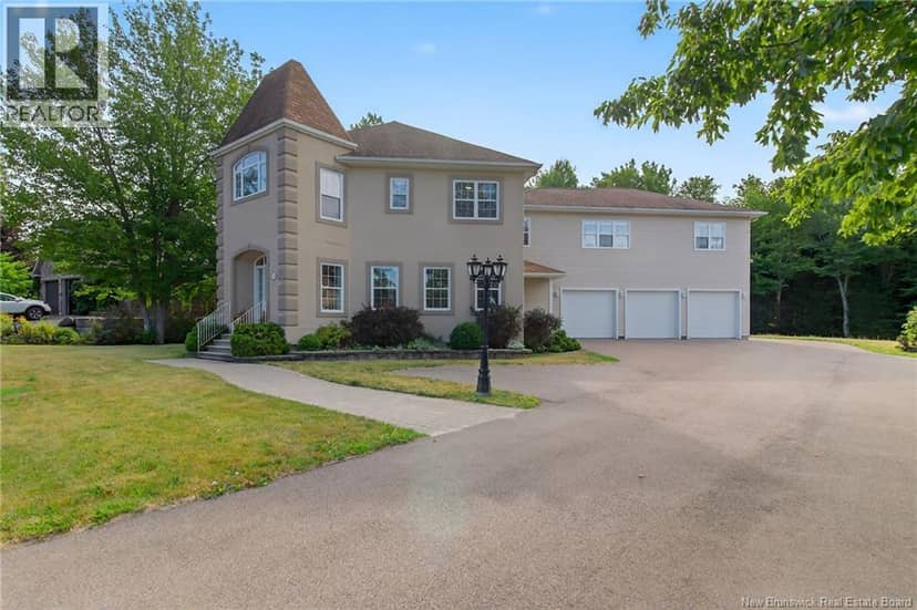 125 du Golf Street — photo 3 of 40
