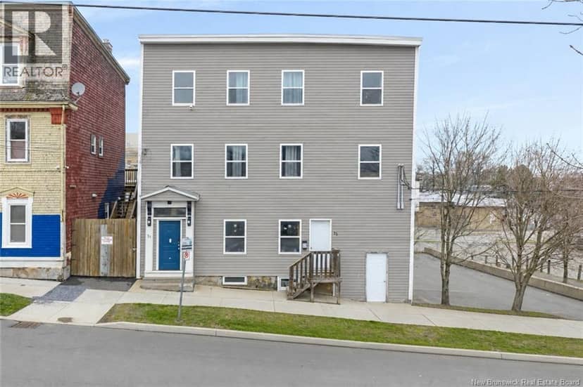 31-33 Peters Street — photo 1 of 40