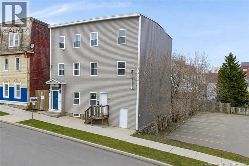 31-33 Peters Street — photo 2 of 40
