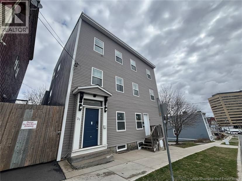 31-33 Peters Street — photo 3 of 40