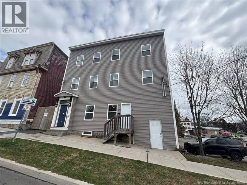 31-33 Peters Street — photo 4 of 40