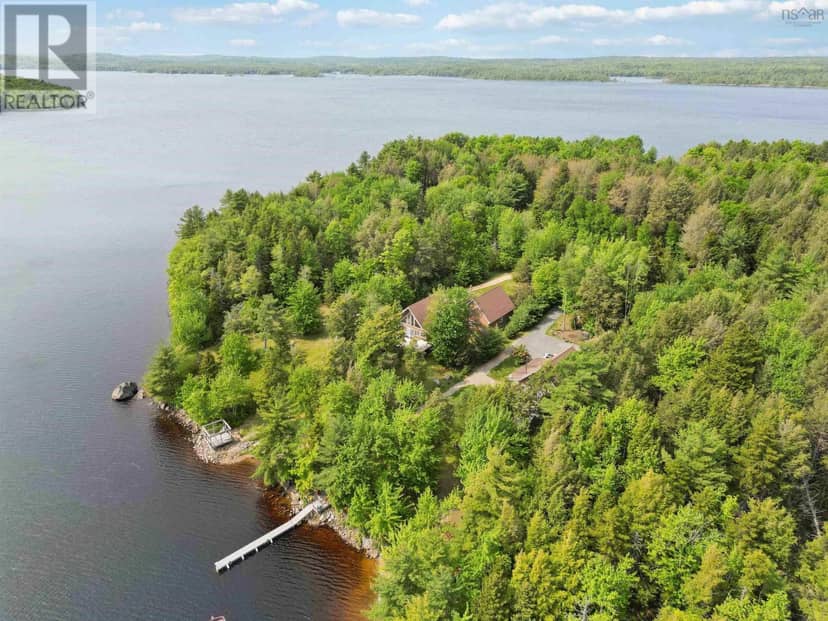436 Harry Freeman Road, Labelle, photo 2