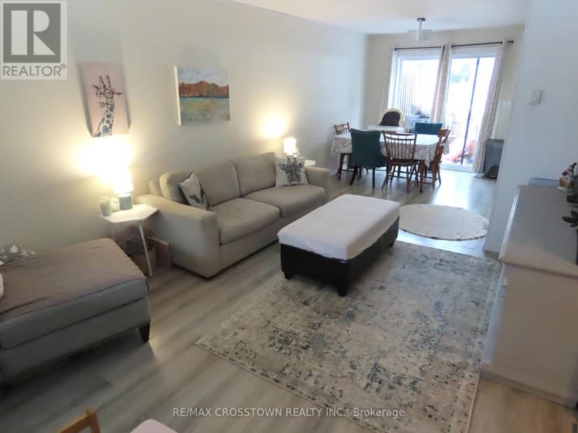 4716 Penetanguishene Road, Springwater, photo 6