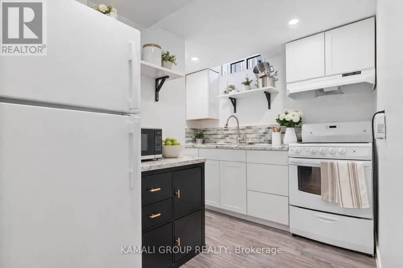 582 Lakeview Avenue — photo 18 of 22