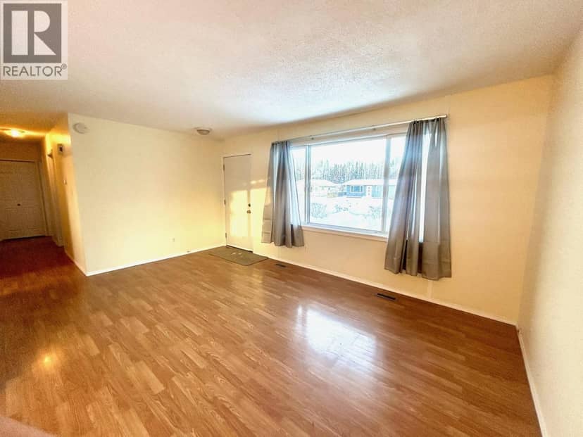 5227 COTTONWOOD ROAD, Fort Nelson, photo 5