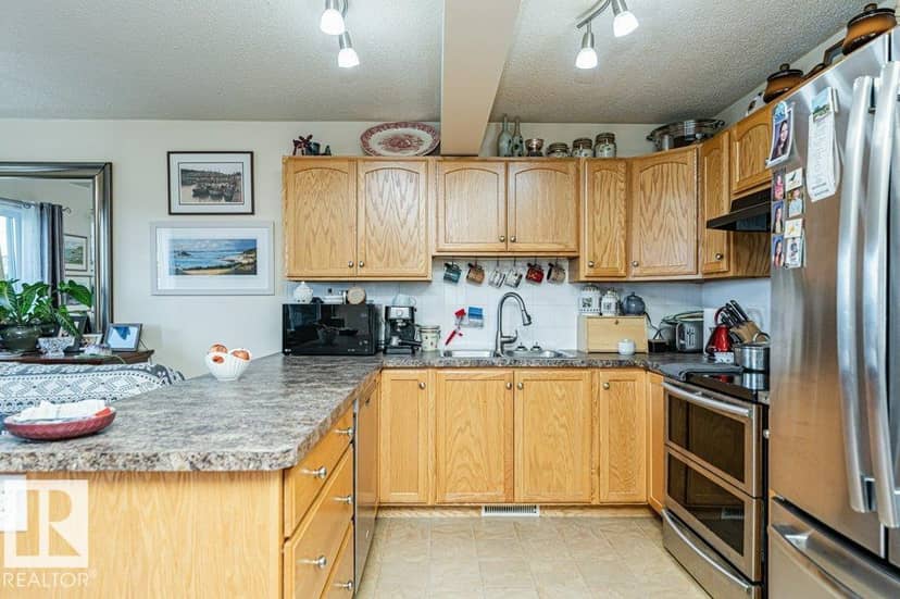 22 Reed Co — photo 22 of 40