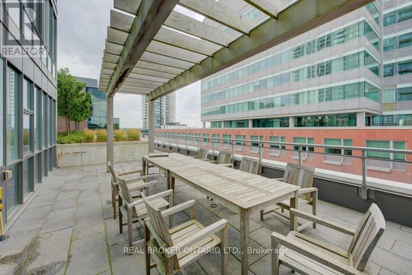 308 - 85 Duke Street W — photo 33 of 40