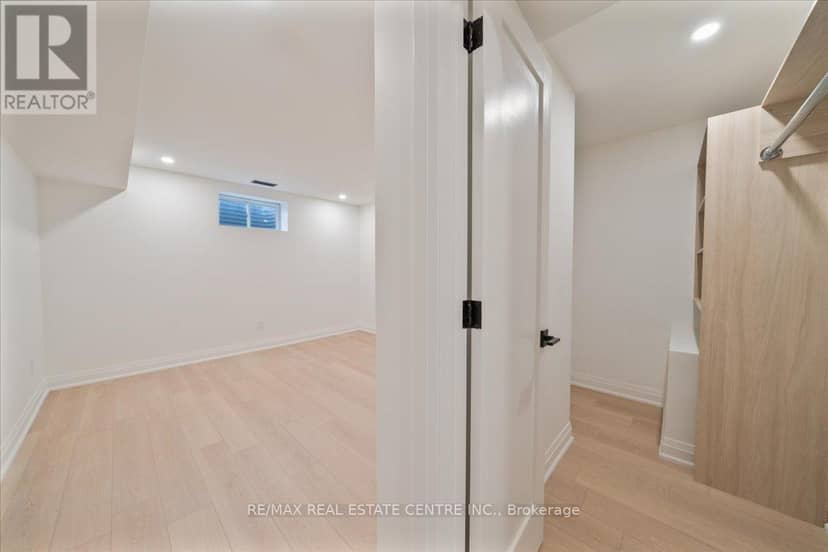 32 Elena Court — photo 25 of 40