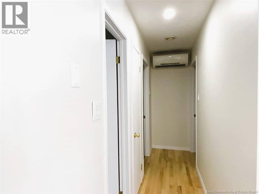64 Chouinard Avenue — photo 6 of 11