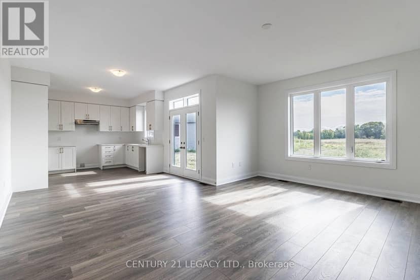 30 Union Boulevard — photo 6 of 35