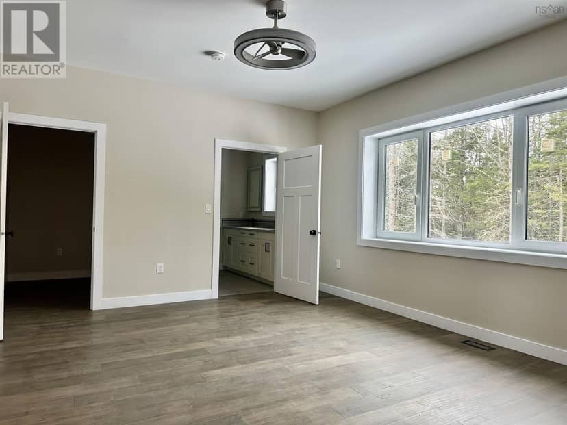 11 Chiavari Close — photo 19 of 40