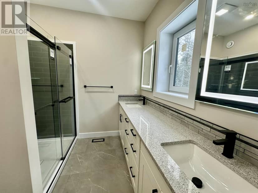 11 Chiavari Close — photo 20 of 40