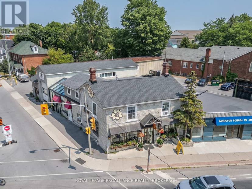 647 Princess Street — photo 11 of 15