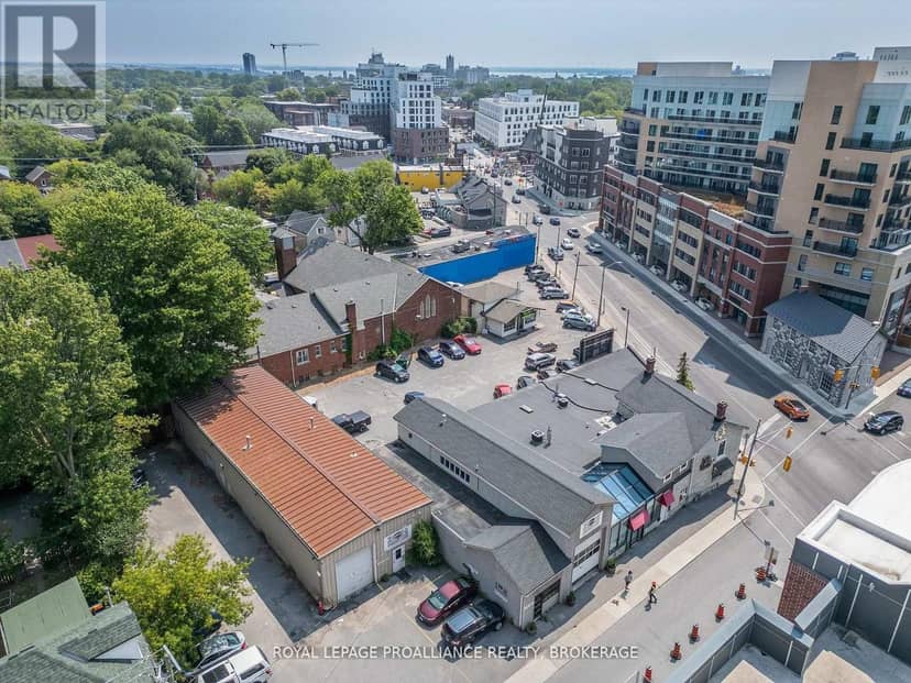 647 Princess Street — photo 14 of 15