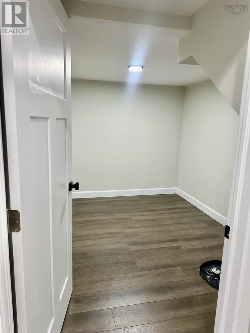 11 Chiavari Close — photo 39 of 40