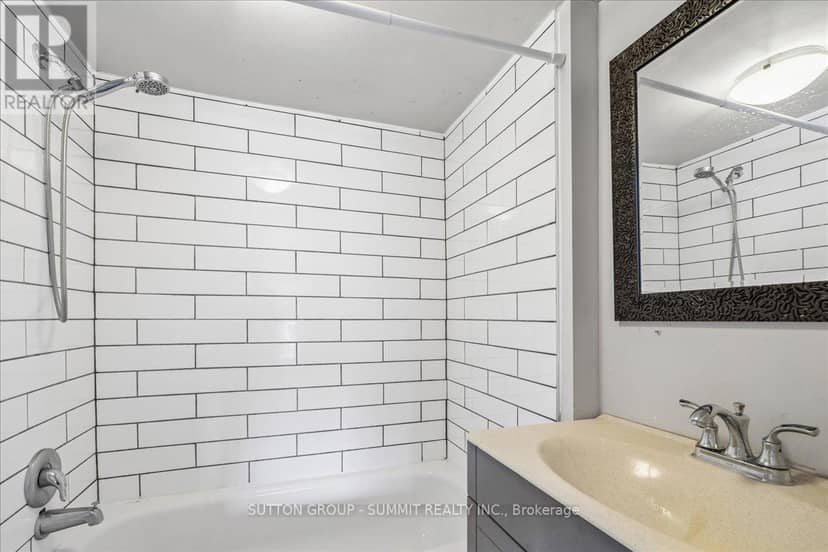 155 1/2 Lake Street — photo 5 of 33