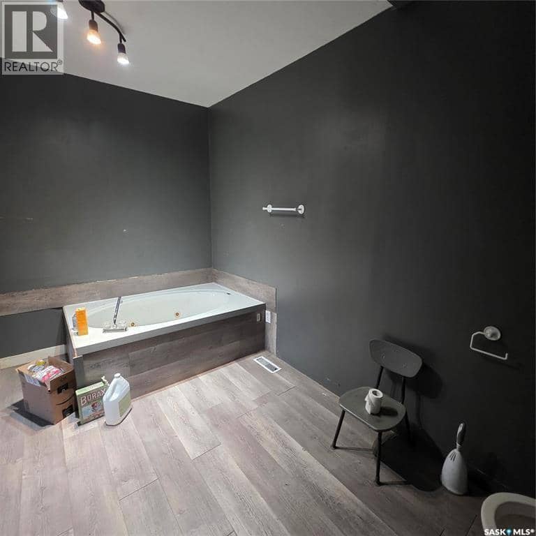 137 Morin CRESCENT — photo 11 of 14