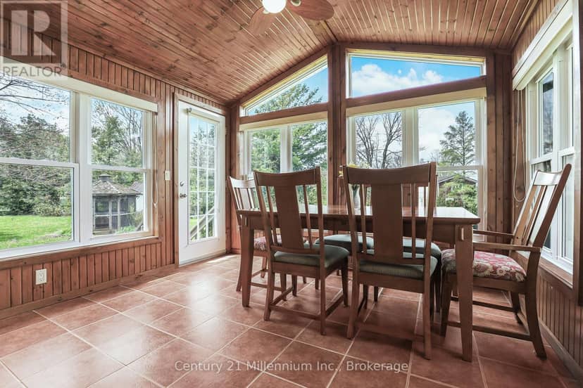72234 Lakeshore Drive — photo 9 of 16