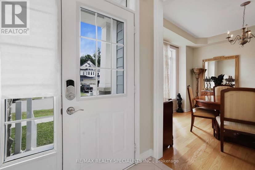 61 Riverwalk Place — photo 16 of 40