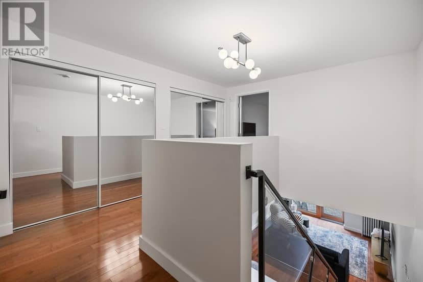 7 252 Prince Street — photo 15 of 32