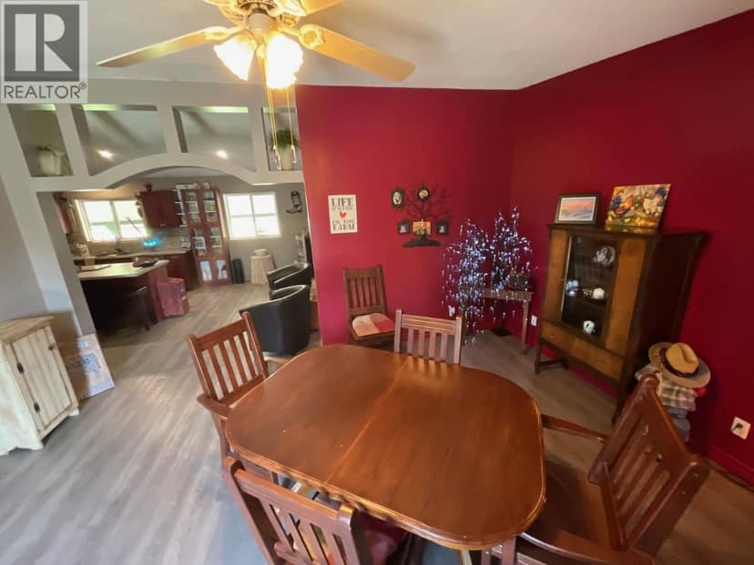 10264 97 HIGHWAY, Charlie Lake, photo 3