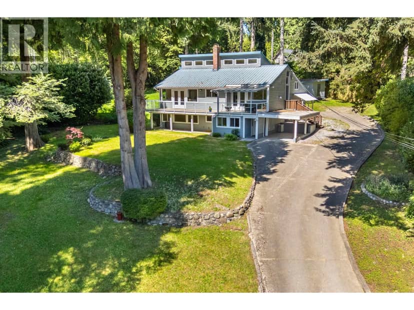 914 GOWER POINT ROAD, Gibsons