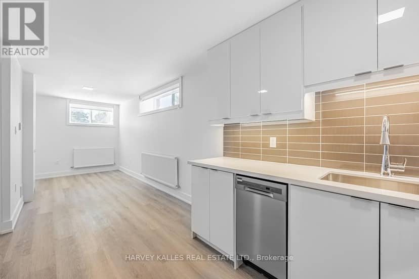 18 Cavell Avenue — photo 14 of 26