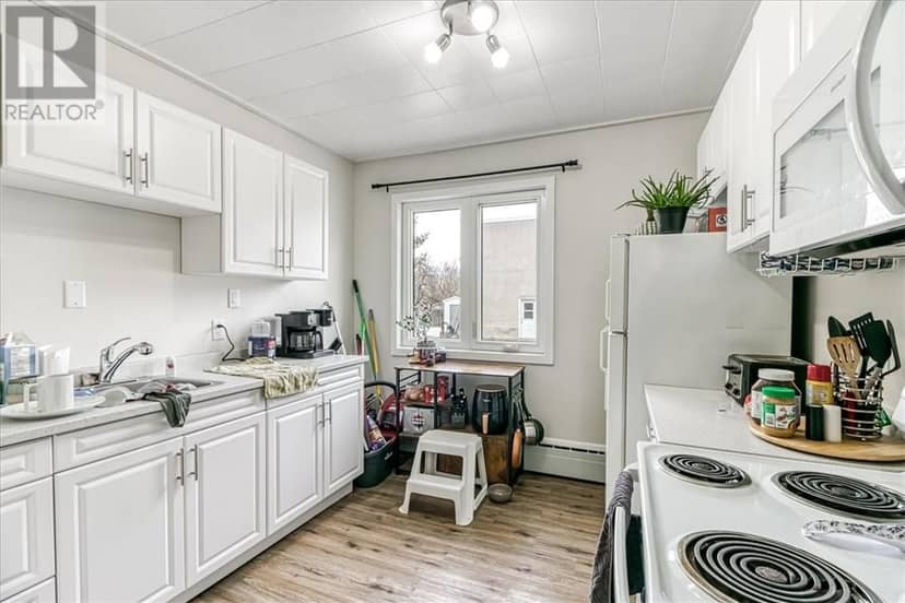 1471-1477 Paris Street — photo 18 of 40