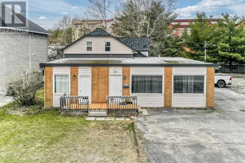 1471-1477 Paris Street — photo 2 of 40