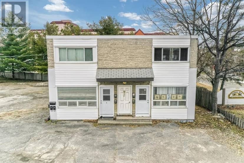 1471-1477 Paris Street — photo 3 of 40