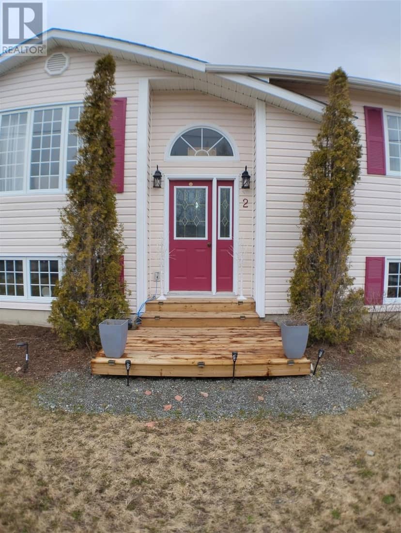 2 Memorial Drive, Badger, photo 2