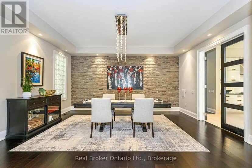 4507 Lakeshore Road — photo 16 of 40