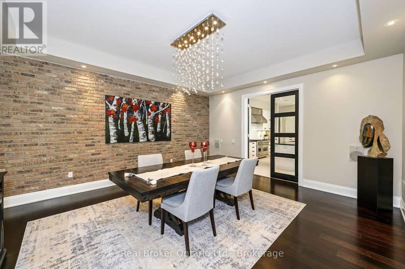 4507 Lakeshore Road — photo 17 of 40