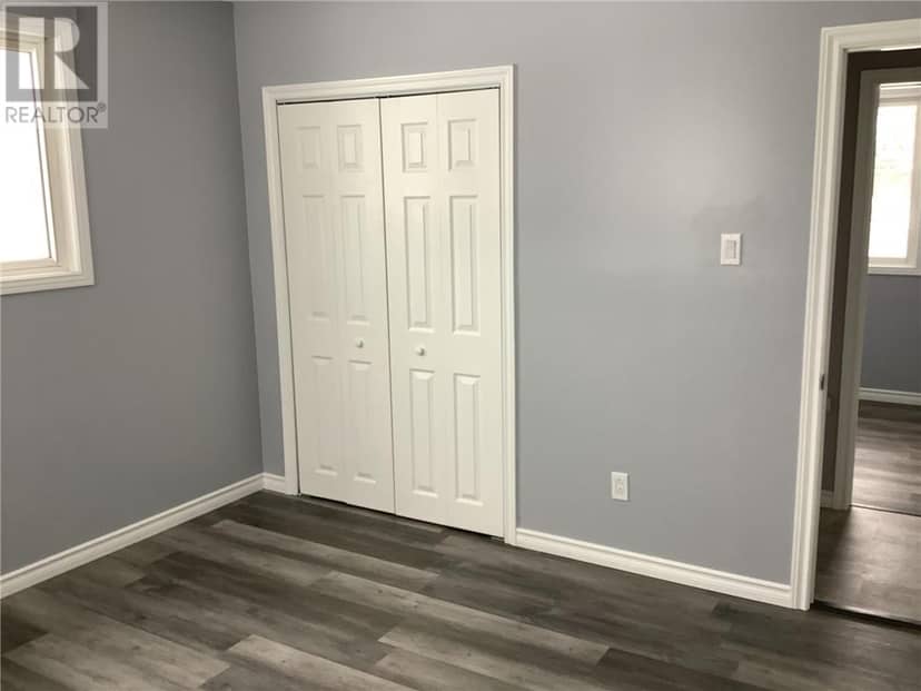 211 Cote Boulevard SW — photo 13 of 24