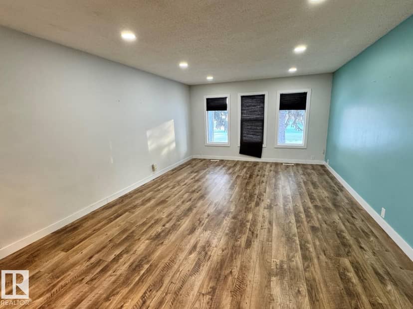 18404 66 AV NW, Edmonton, photo 2